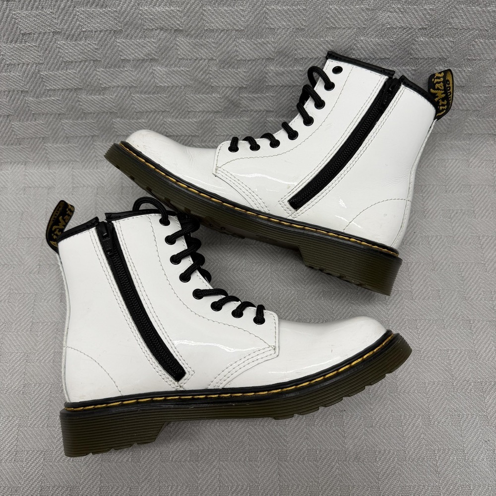 Dr. Martens Boots Youth Size 10 White Patent Leather‎ Side Zip Combat Ankle - Picture 5 of 7